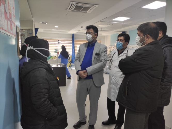 بازدید ریاست دانشگاه از بخش های ویژه مرکز آموزشی درمانی امیرالمؤمنین(ع)